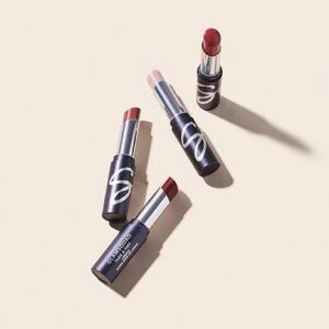 Glamsquad Take A Tint Lip Balm BERRY or BLUSH
